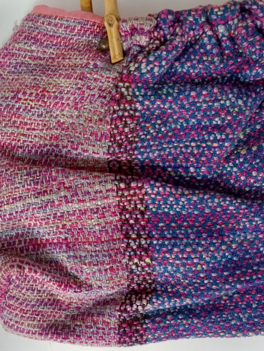 Vintage Hand Woven Fabric Textile Handbag Purse Pink Blue Bamboo Handles - Picture 12 of 15
